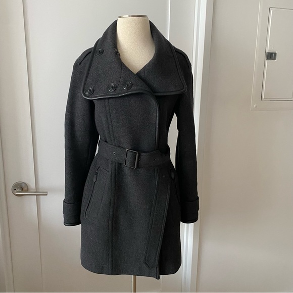 Burberry Brit Wool Trench w/Belt & Leather Trim sz 6 Dark Gray and Black
